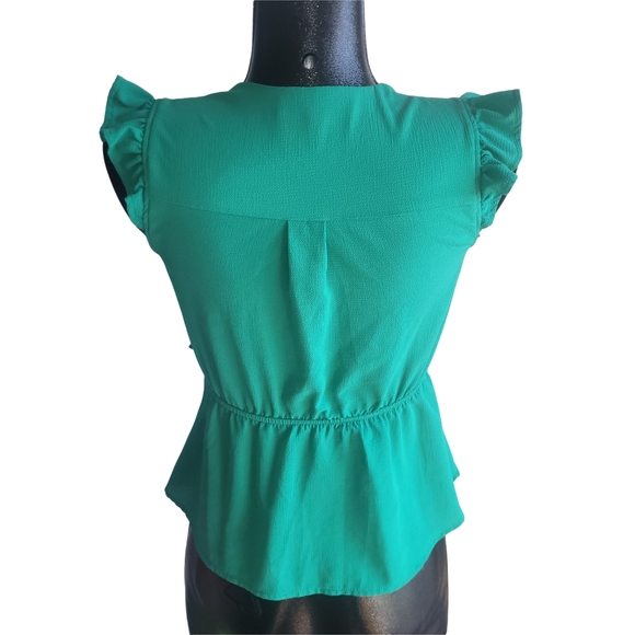 Monteau Ruffled Short Sleeve Green Wrap Top XS - Picture 6 of 7